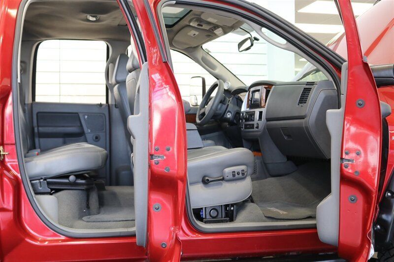 Used 2006 Dodge Ram 2500 Truck Laramie AWD/4WD image 55