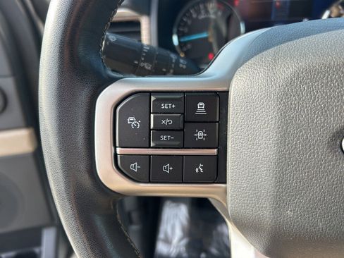 Used 2024 Ford Expedition Limited image 8