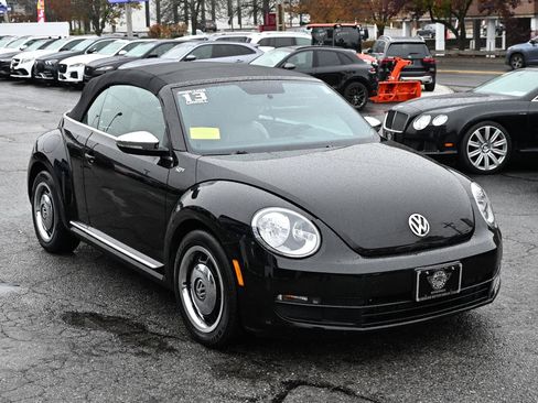 Used 2013 Volkswagen Beetle 2.5 50's Edition image 5
