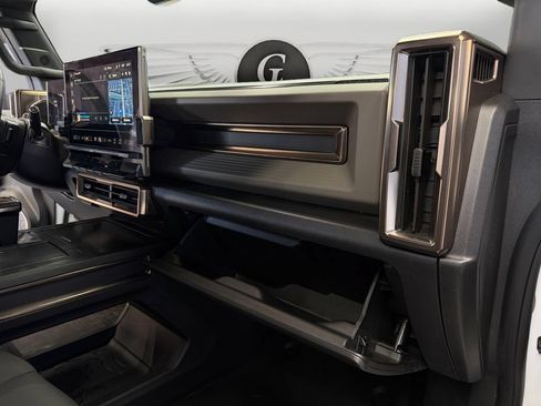 Used 2025 GMC Hummer EV 2X AWD/4WD image 28
