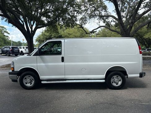 Used 2025 Chevrolet Express 2500 w/ Driver Convenience Package RWD image 2