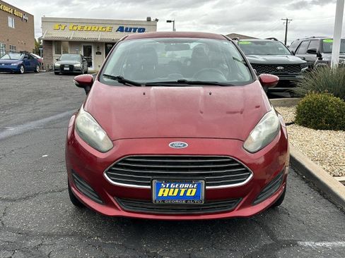 Used 2014 Ford Fiesta SE image 8