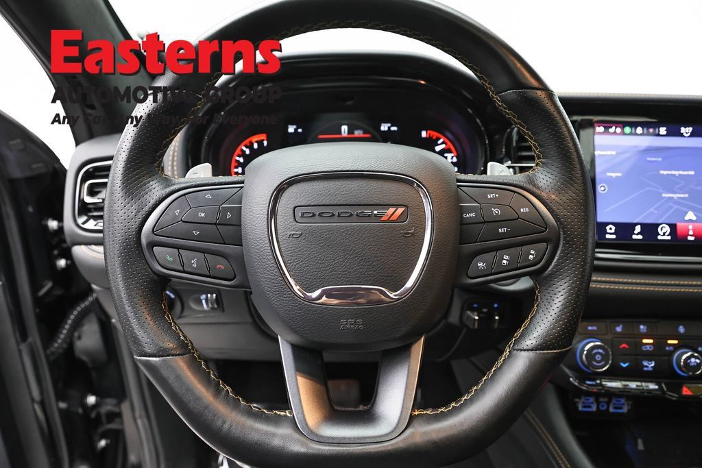 Used 2025 Dodge Durango R/T AWD/4WD image 12