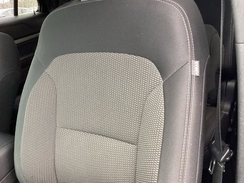 Used 2019 Ford Explorer XLT w/ Equipment Group 201A image 10