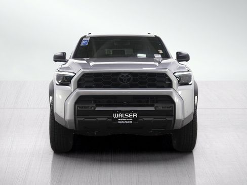 Used 2025 Toyota 4Runner TRD Off-Road Premium AWD/4WD image 8