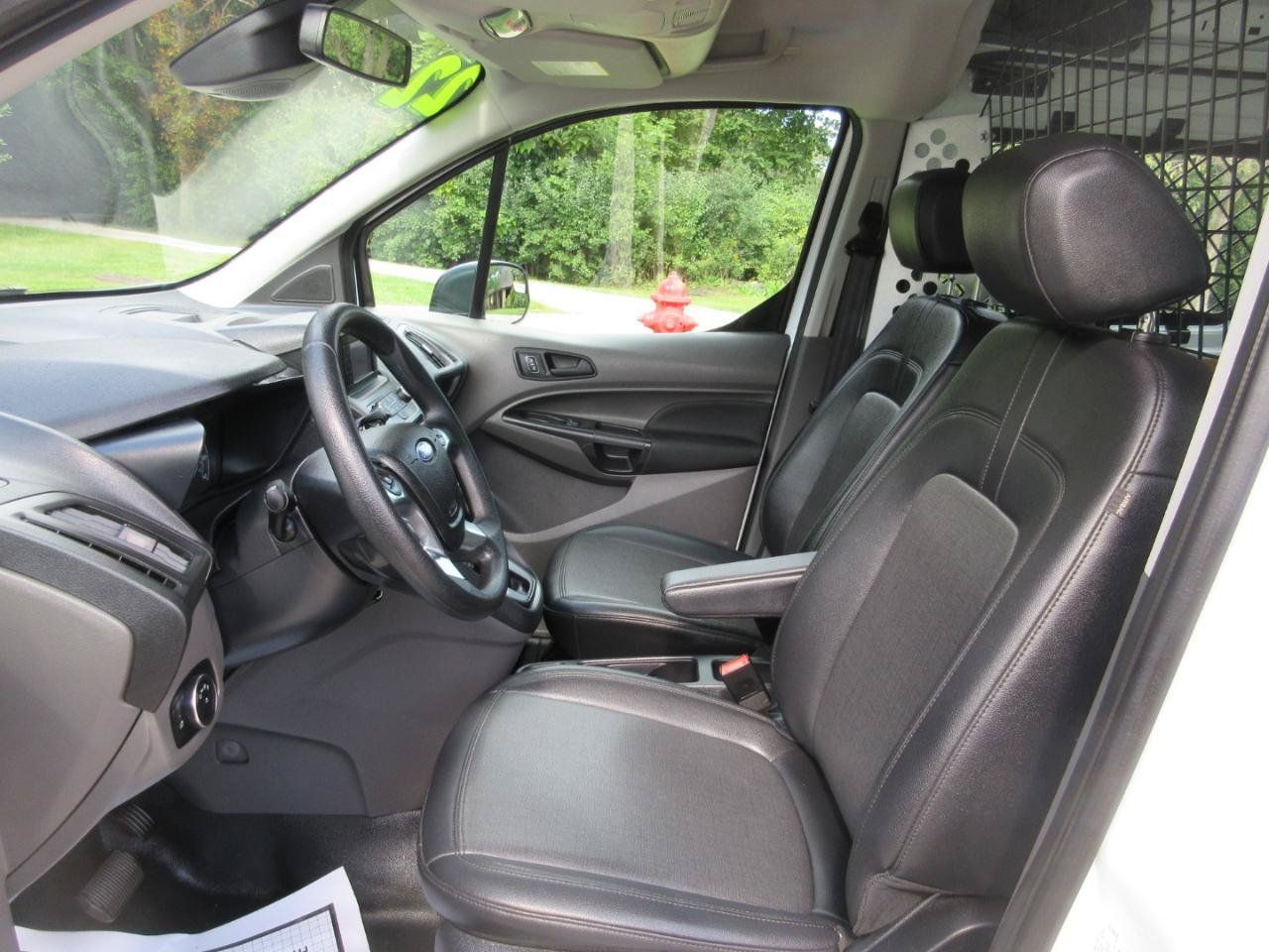 Used 2022 Ford Transit Connect XL FWD image 27