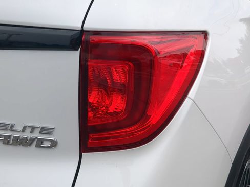 Used 2023 Honda Passport Elite image 8