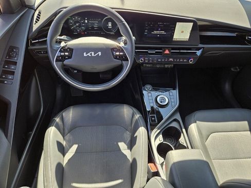 Used 2023 Kia Niro Wind FWD image 12