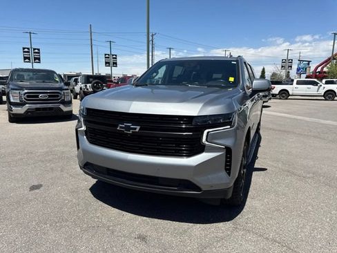 Used 2024 Chevrolet Suburban RST w/ Luxury Package AWD/4WD image 10