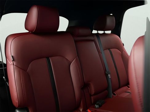 Certified 2025 MAZDA CX-70 Plug-In Hybrid w/ Premium Plus image 7