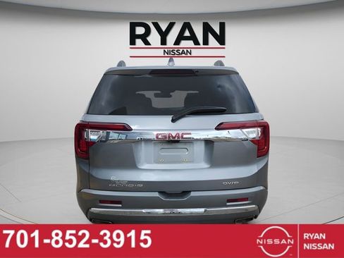 Used 2023 GMC Acadia Denali w/ Denali Ultimate Package AWD/4WD image 6