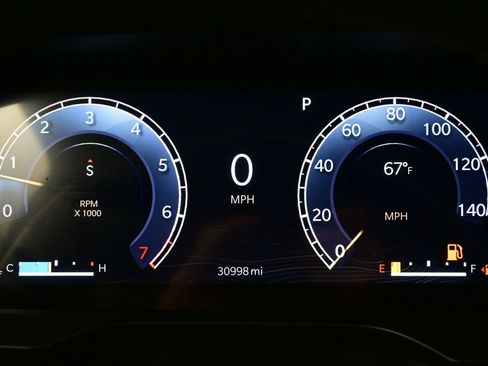 Used 2023 Jeep Grand Cherokee Altitude AWD/4WD image 26