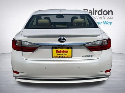 Used 2017 Lexus ES 300h w/ Navigation System Package FWD image 6