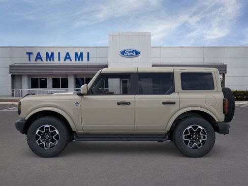 New 2026 Ford Bronco Outer Banks image 3