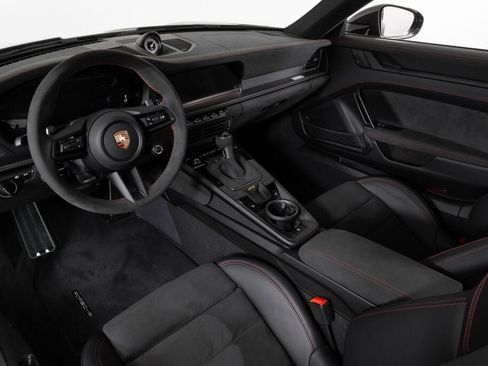 Used 2026 Porsche 911 GT3 image 40