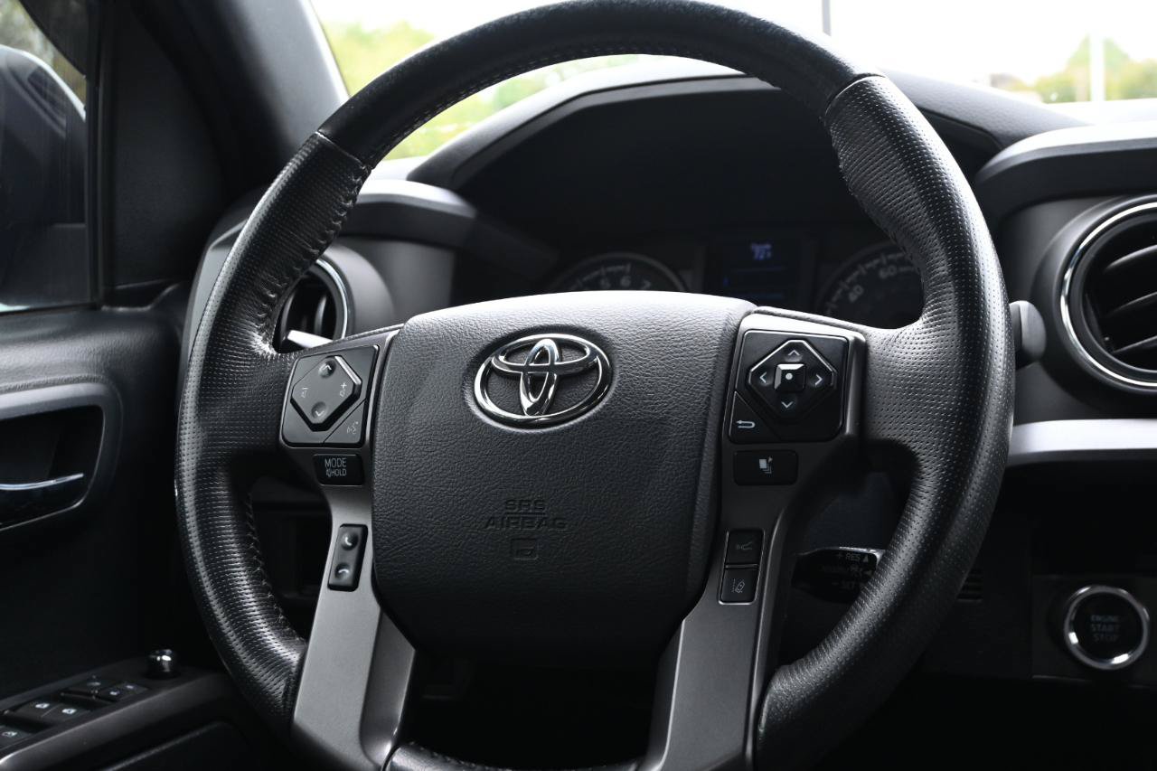 Used 2018 Toyota Tacoma TRD Sport w/ Technology Package AWD/4WD image 30