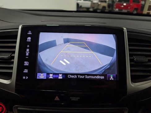 Used 2017 Honda Pilot Elite image 30