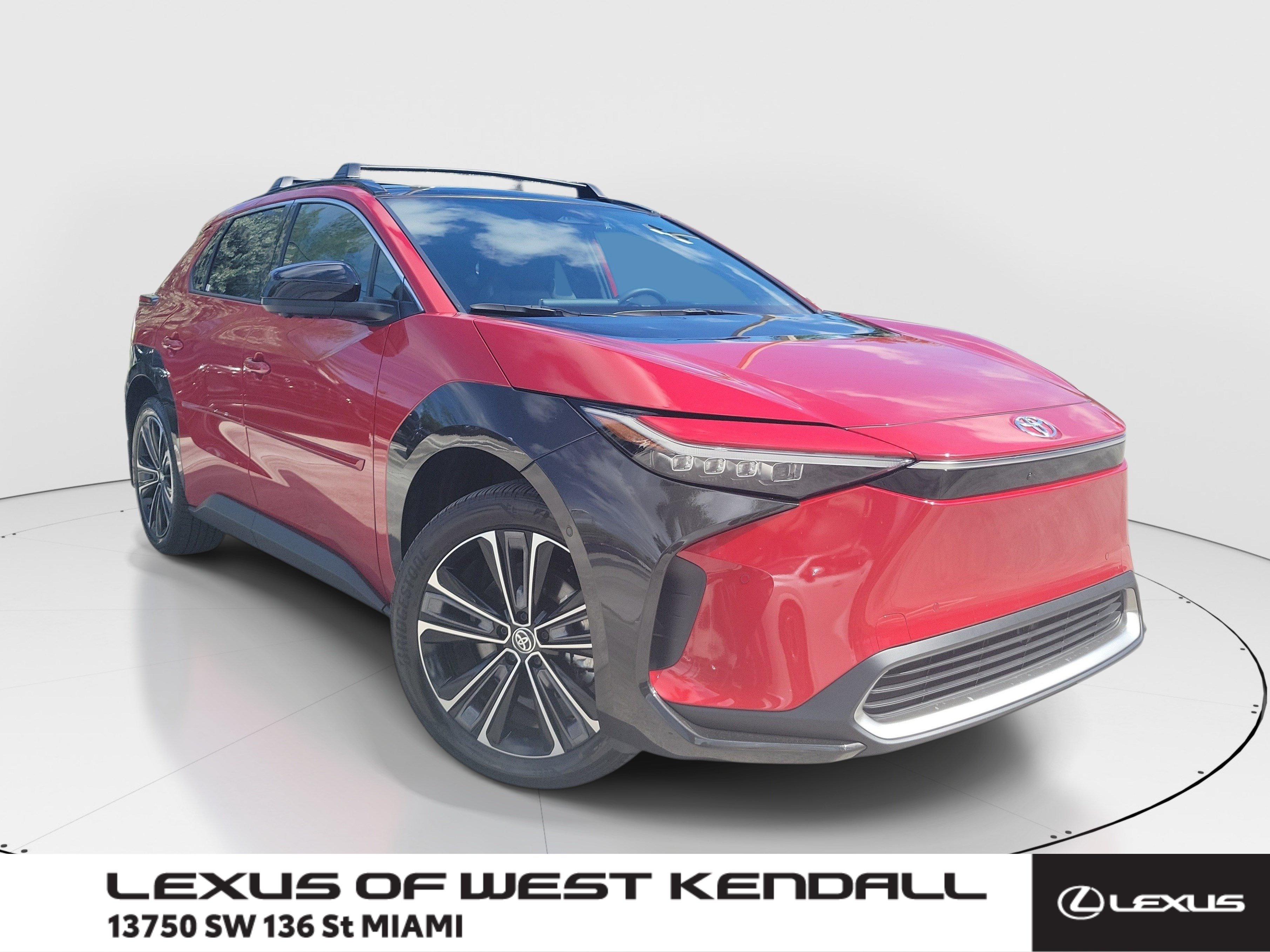 Used 2024 Toyota bZ4X FWD image 1