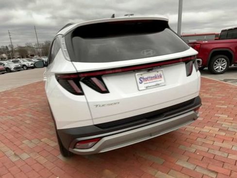 Used 2025 Hyundai Tucson SEL FWD image 8