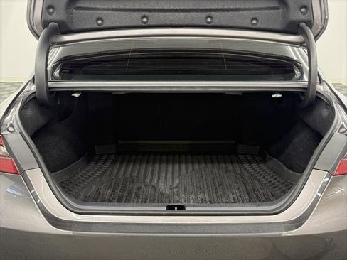 Certified 2024 Toyota Camry SE image 11