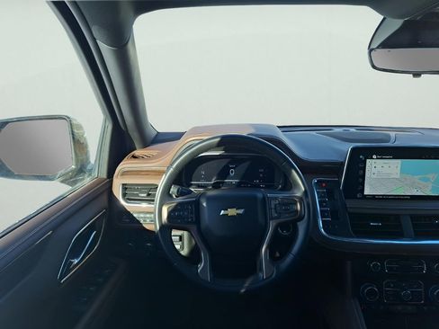 Used 2024 Chevrolet Tahoe High Country image 15