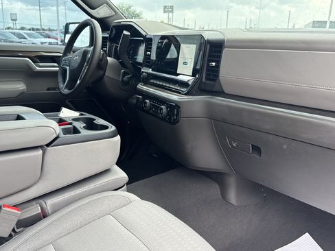 Used 2026 Chevrolet Silverado 1500 LT w/ Texas Edition Plus RWD image 12