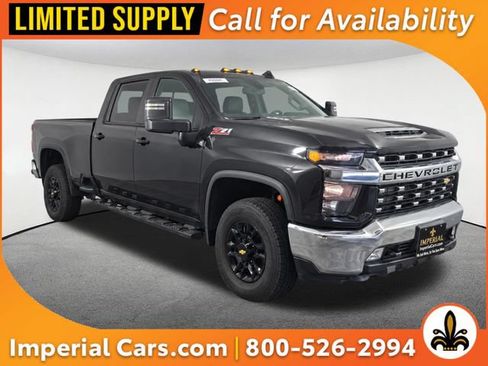 Used 2023 Chevrolet Silverado 3500 LT w/ Convenience Package AWD/4WD image 1