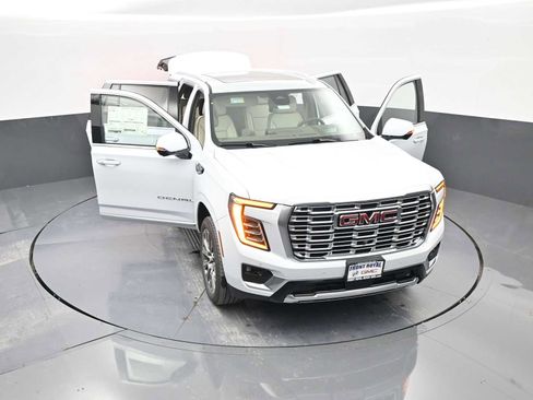 New 2026 GMC Yukon Denali w/ Denali Reserve Package image 26