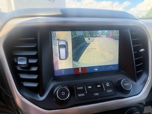 Used 2019 GMC Acadia Denali w/ Technology Package AWD/4WD image 23