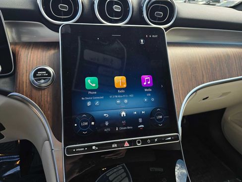 Used 2026 Mercedes-Benz GLC 300 4MATIC image 29