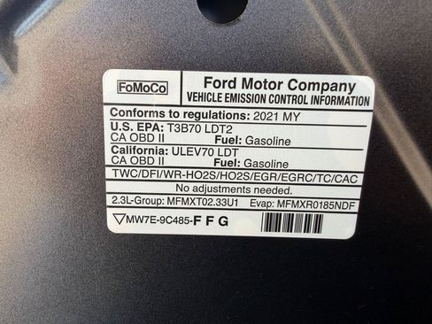 Used 2021 Ford Explorer XLT w/ Equipment Group 202A AWD/4WD image 24