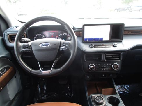 Used 2022 Ford Maverick Lariat w/ Lariat Luxury Package FWD image 19