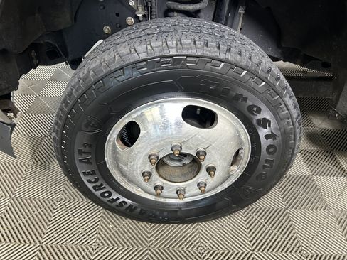 Used 2019 Ford F350 XL w/ STX Appearance Package AWD/4WD image 9