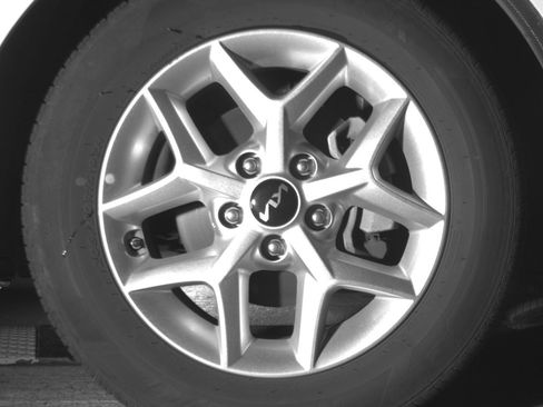 Used 2025 Kia Soul LX w/ LX Technology Package image 13