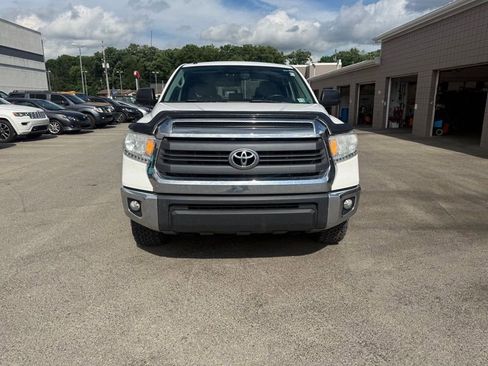 Used 2015 Toyota Tundra SR5 w/ TRD Off Road Package AWD/4WD image 2