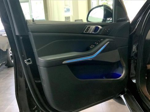 Used 2023 BMW X5 sDrive40i w/ Luxury Seating Package image 22