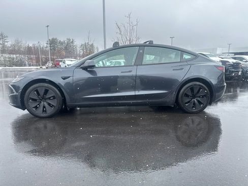 Used 2025 Tesla Model 3 Long Range RWD image 2