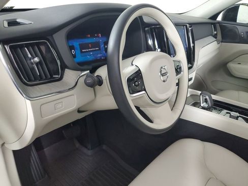 Used 2023 Volvo XC60 B5 Plus w/ Climate Package FWD image 26