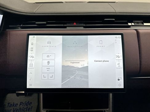 Used 2024 Land Rover Range Rover Autobiography image 9