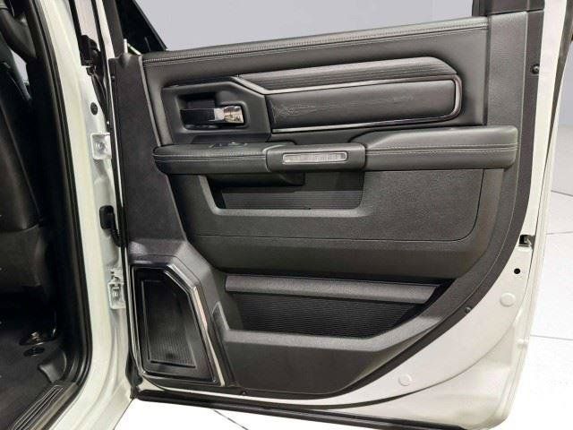 Used 2022 RAM 2500 Limited AWD/4WD image 58