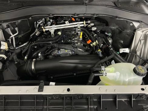 New 2026 Ford Explorer Active image 9