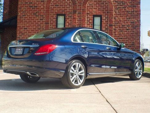 Used 2015 Mercedes-Benz C 300 4MATIC Sedan image 6