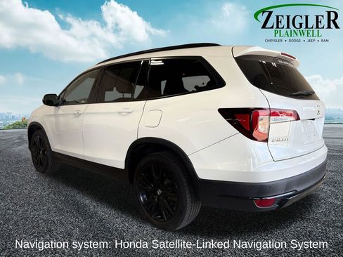 Used 2021 Honda Pilot Black Edition image 3