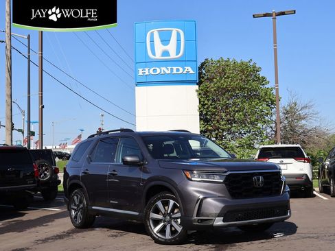 Certified 2025 Honda Pilot Elite image 1