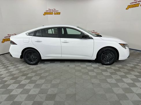 New 2026 Nissan Sentra SV w/ Floor Mat Package image 7