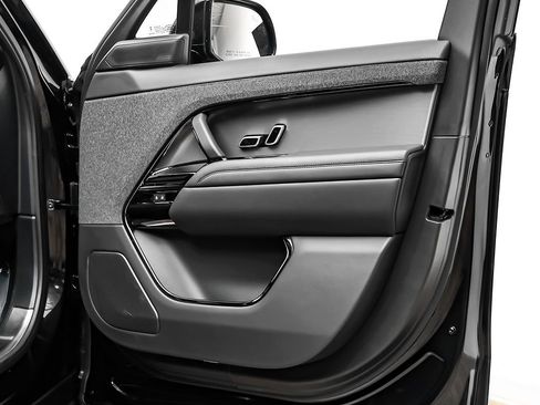 Used 2024 Land Rover Range Rover Sport Dynamic SE image 42