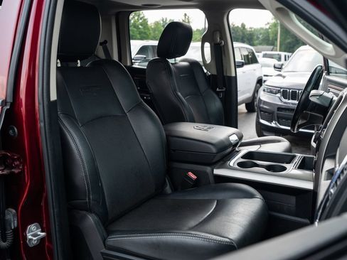 Used 2016 RAM 1500 Laramie w/ Convenience Group AWD/4WD image 23