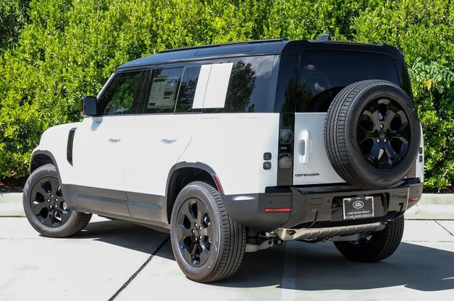 New 2026 Land Rover Defender 110 S AWD/4WD image 13