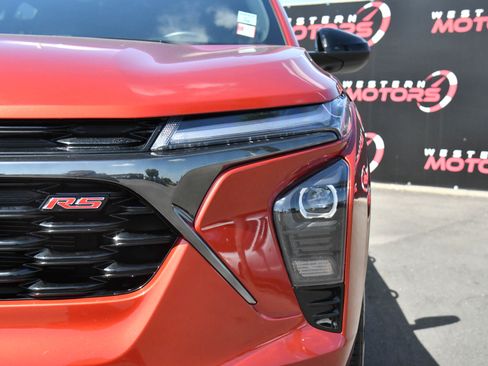 Used 2024 Chevrolet Trax RS w/ Driver Confidence Package FWD image 11