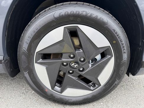 Used 2024 Hyundai Kona Limited FWD image 55